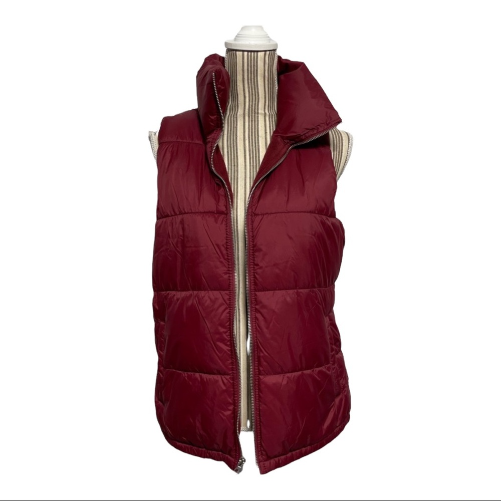 Puffer vest red silver zipper pockets old navy medium